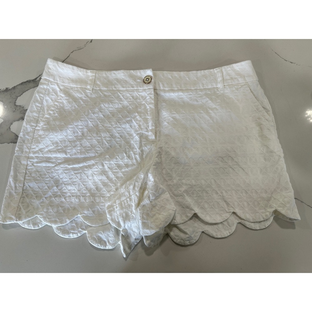 Crown‎ & Ivy Shelby White Scalloped Hem Textured Jacquard Shorts Womens 16